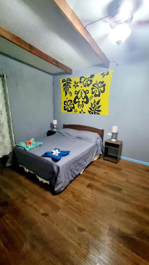 Hostal Henua Roa Hanga Roa Exterior foto